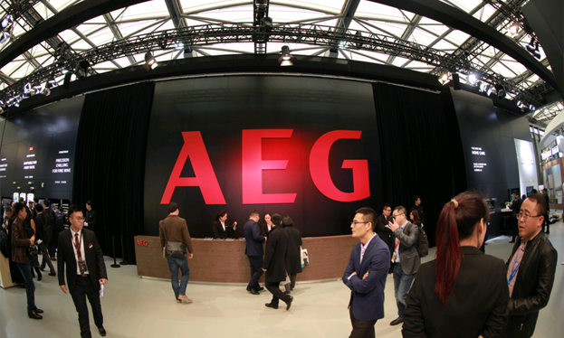 AEG